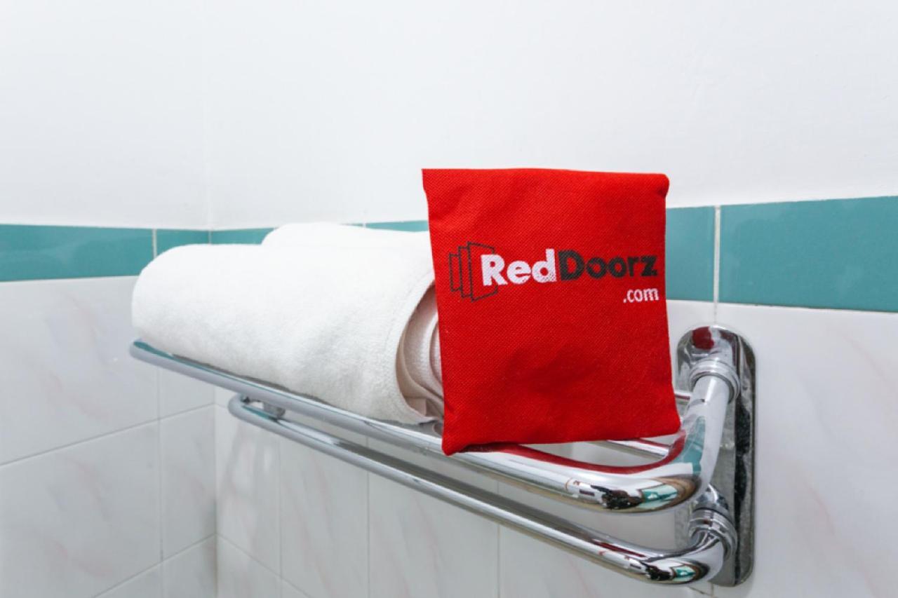 Hotel Reddoorz Syariah Near Alun Alun Magelang Bayeman Extérieur photo